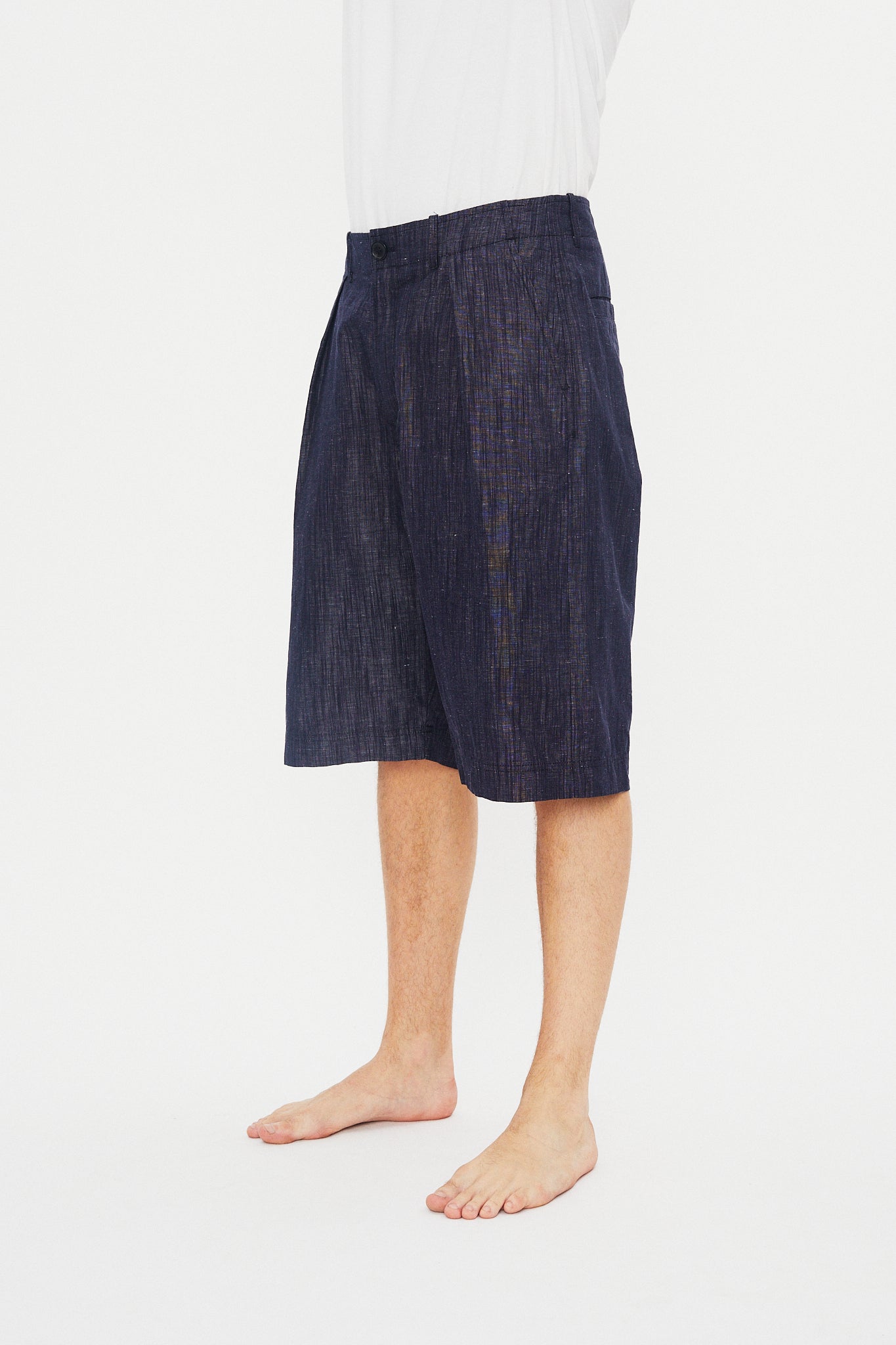 ROBIN 31-74-3 | Wide Pleated Shorts | Washed Navy