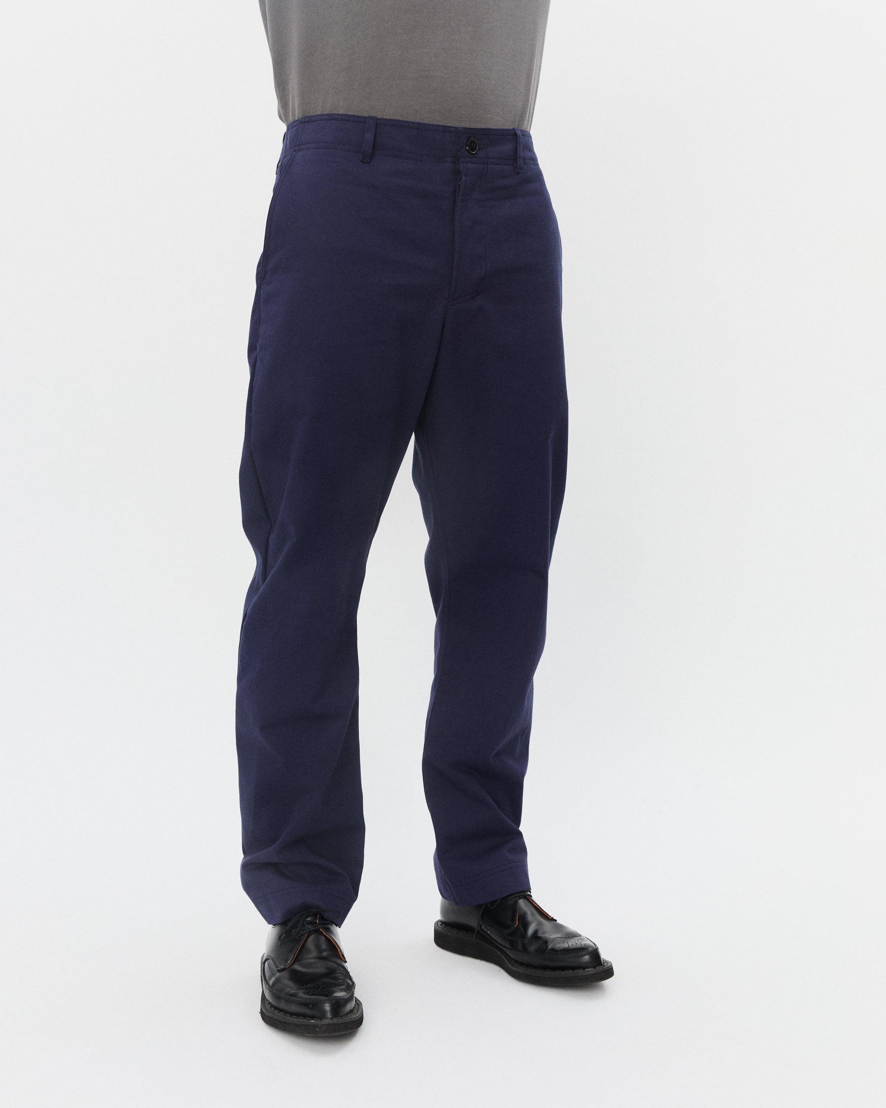 TRYGVE 32-56-3 | Loose Cut Tapered Trousers | Marine
