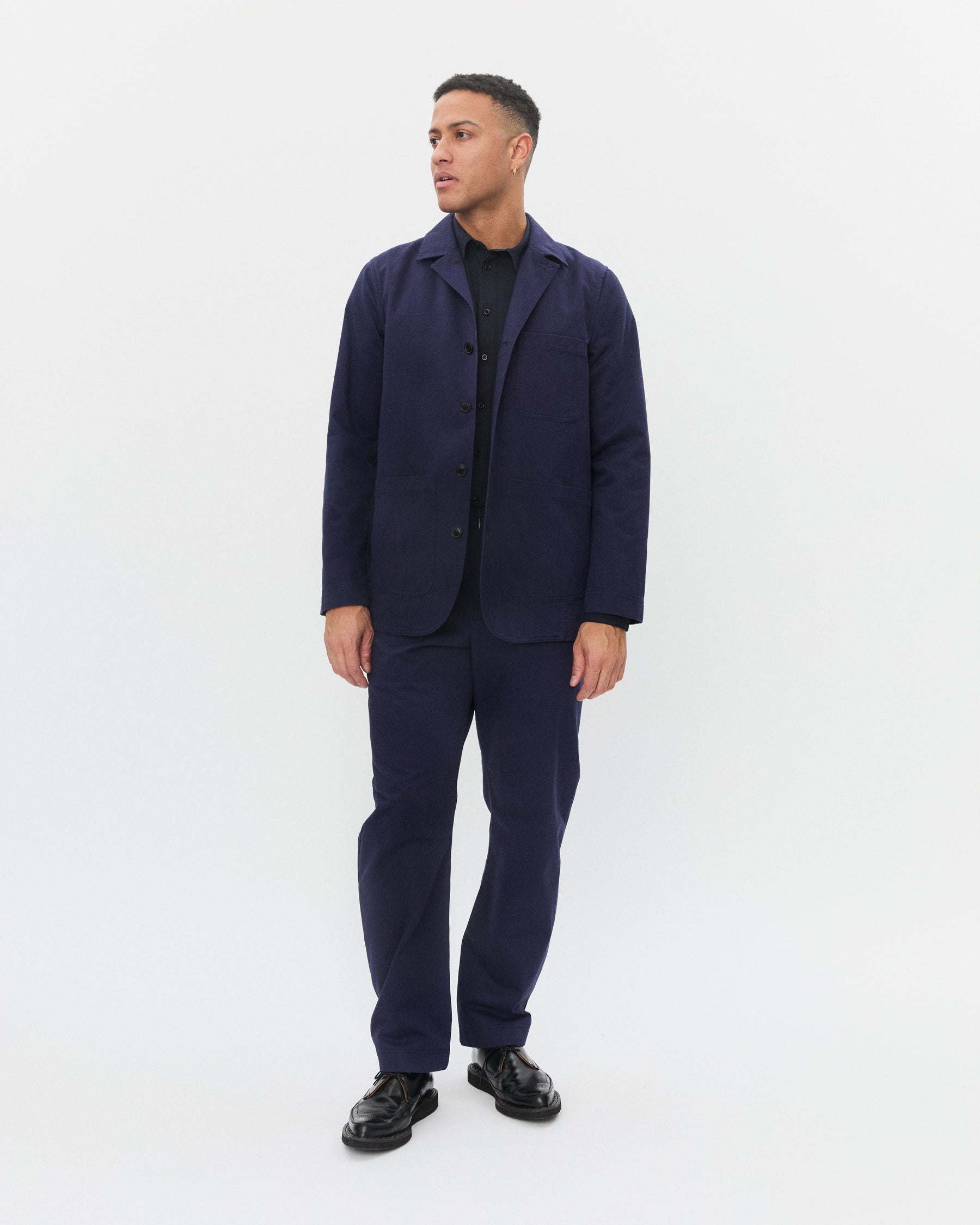 TRYGVE 32-56-3 | Loose Cut Tapered Trousers | Marine