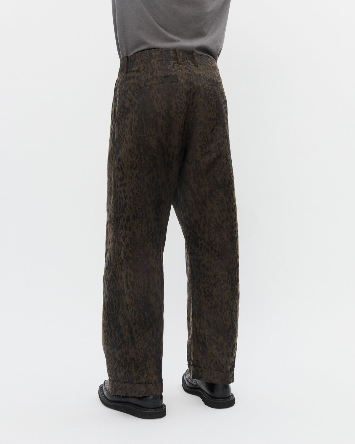 BOBBY 32-39-6 | Wide Pleated Trousers | Camo Leopard