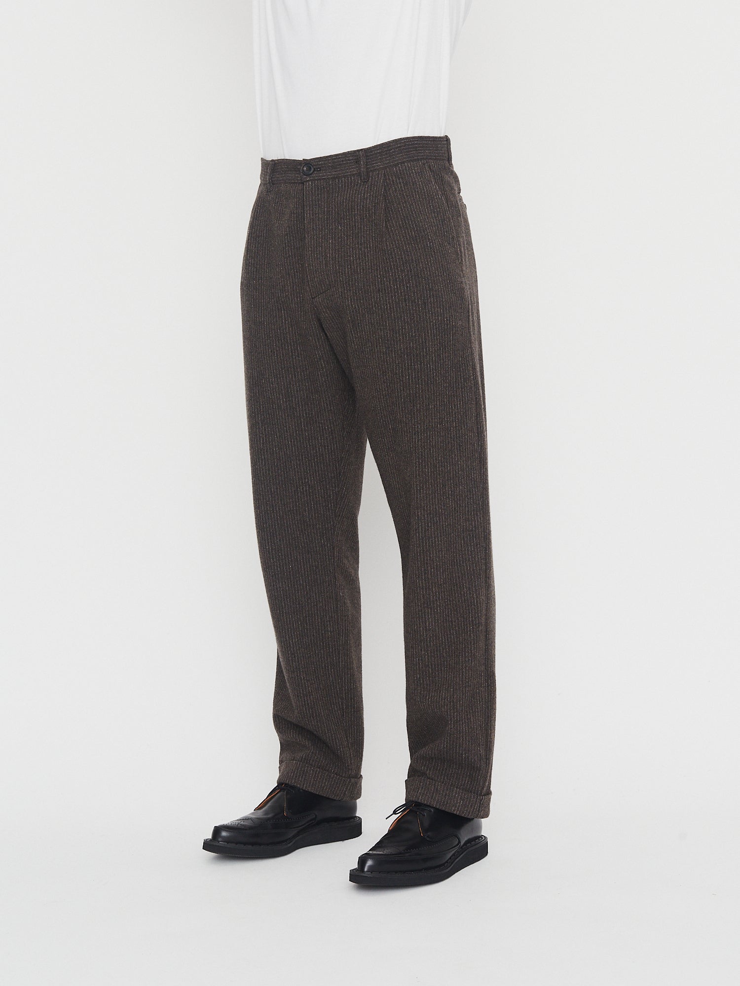 SUNE 30-44-9 | Pleated Classic Trousers | Brown Wool Pin
