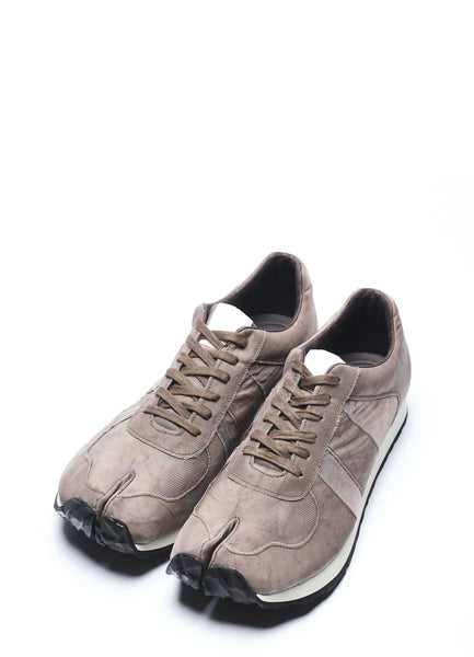 TABITO39 | Airbag Tabi Trainer | Natural Mud Dye – HANSEN Garments