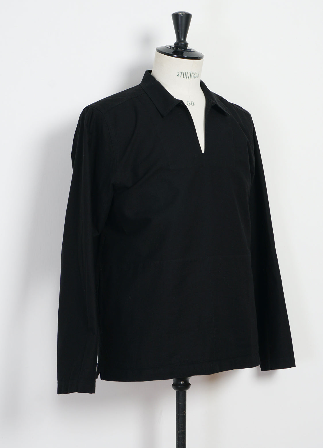 MAGNE | Casual Pull-on Shirt | Black | HANSEN Garments