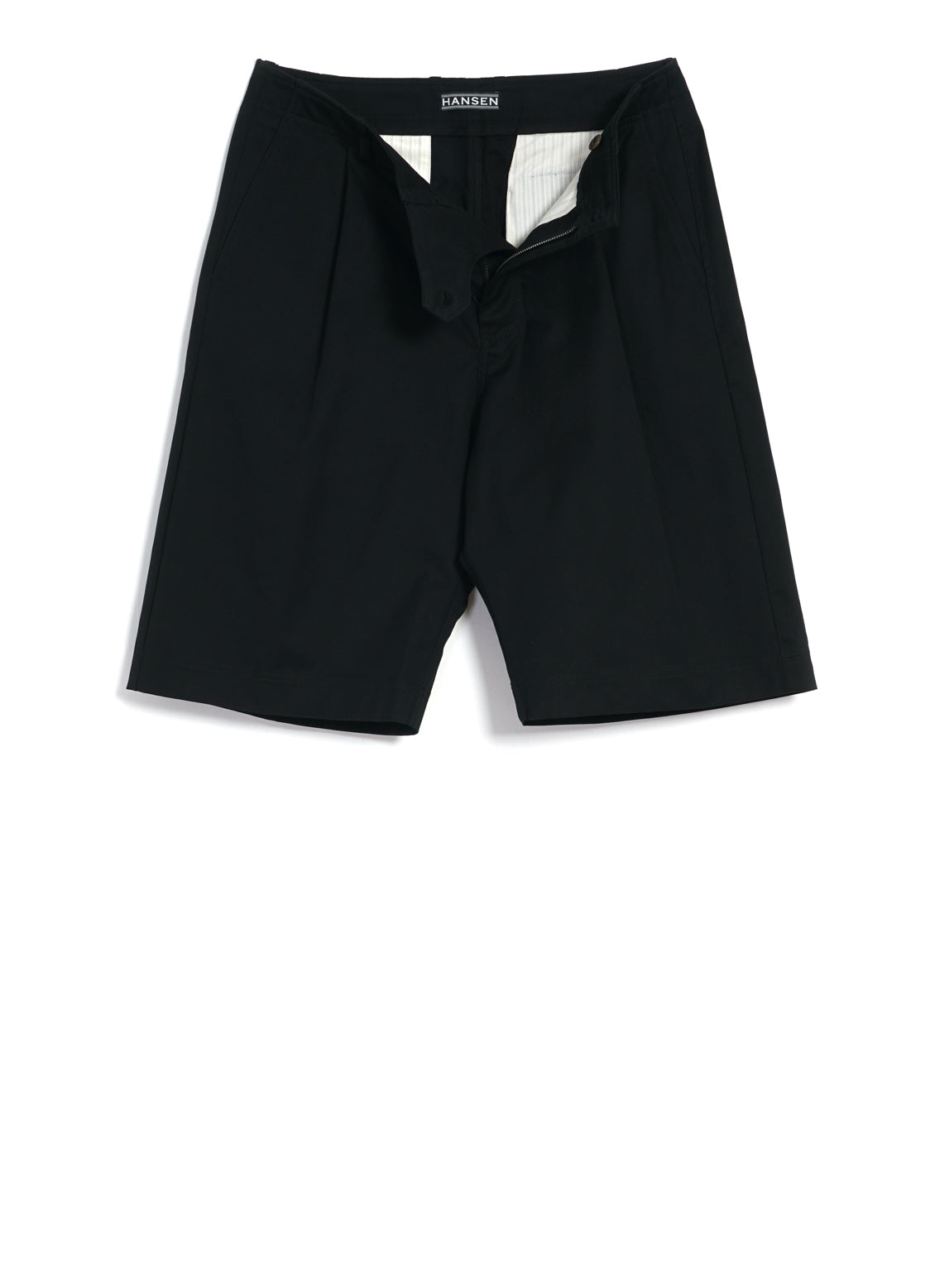 ROBIN | Wide Pleated Shorts | Raven