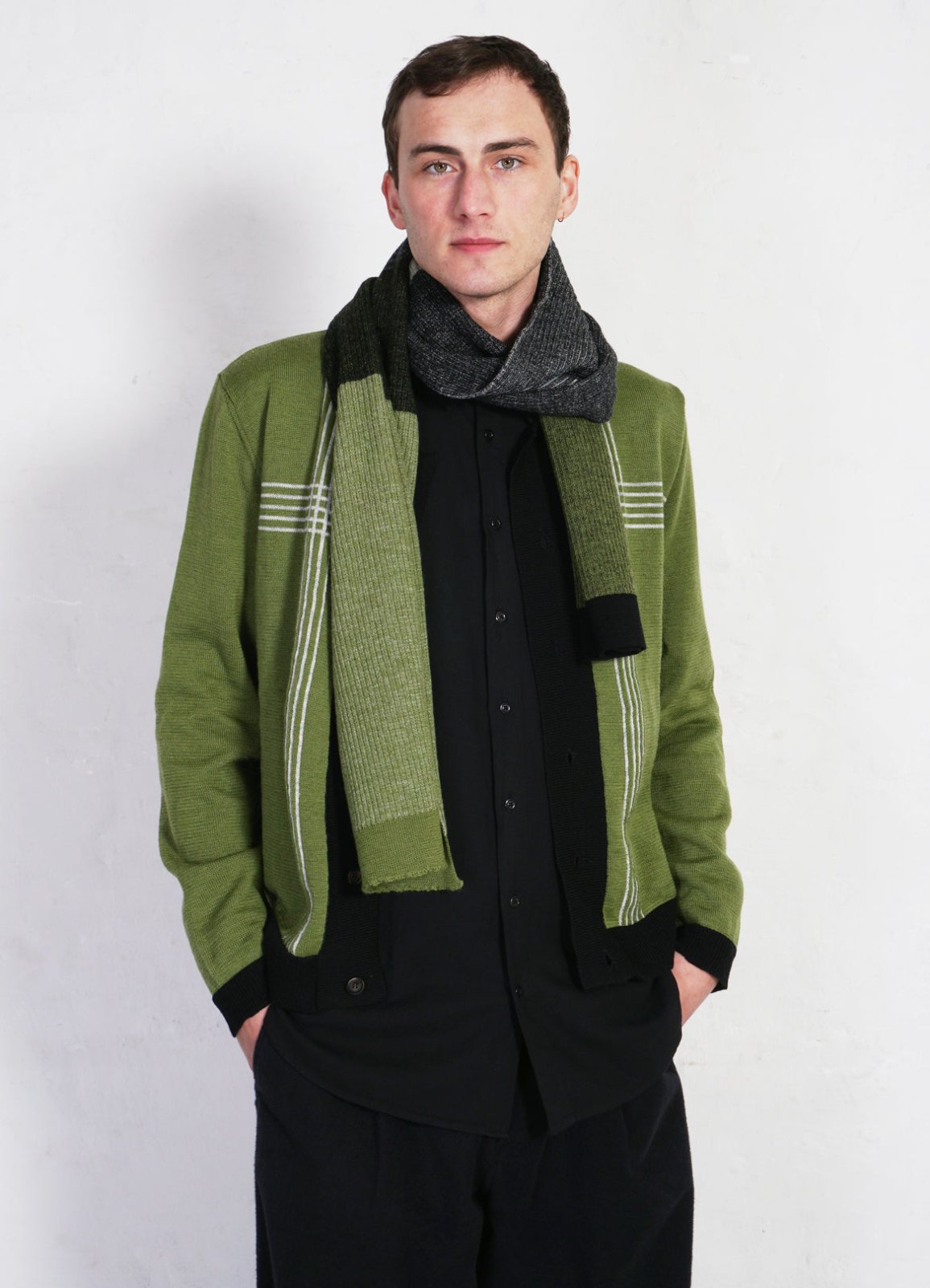 HANSEN GARMENTS - ARNOLD| Knitted Cardigan | Pattern Green - HANSEN Garments