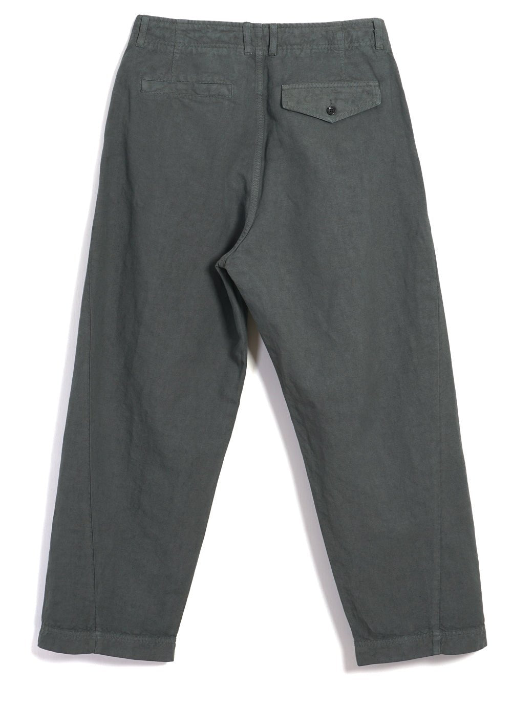 HANSEN GARMENTS - BOBBY | Super Wide Pleated Shorts | Oxidized - HANSEN Garments