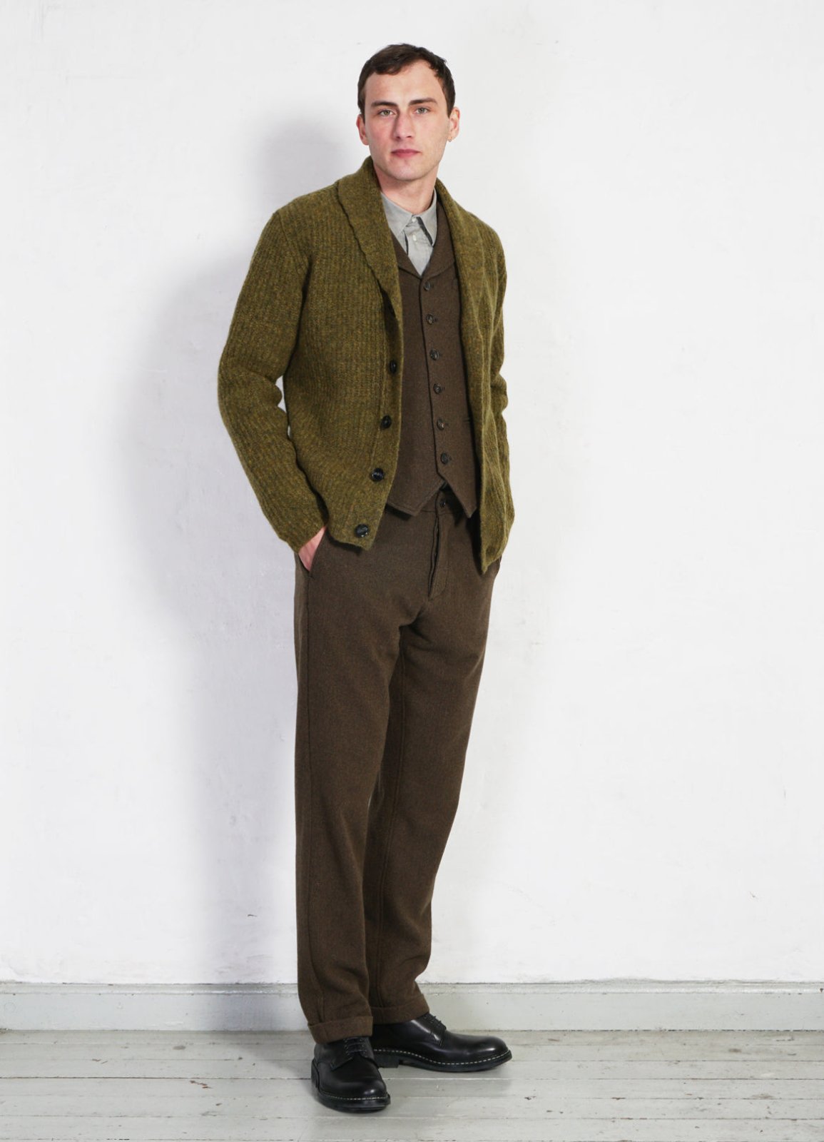 HANSEN GARMENTS - FINN | Side Buckle Regular Trousers | Brown Herringbone - HANSEN Garments