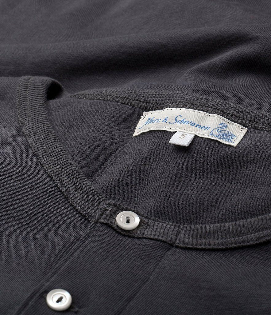 HENLEY | Organic Long Sleeve T-Shirt | Charcoal | €90 -MERZ B. SCHWANEN- HANSEN Garments