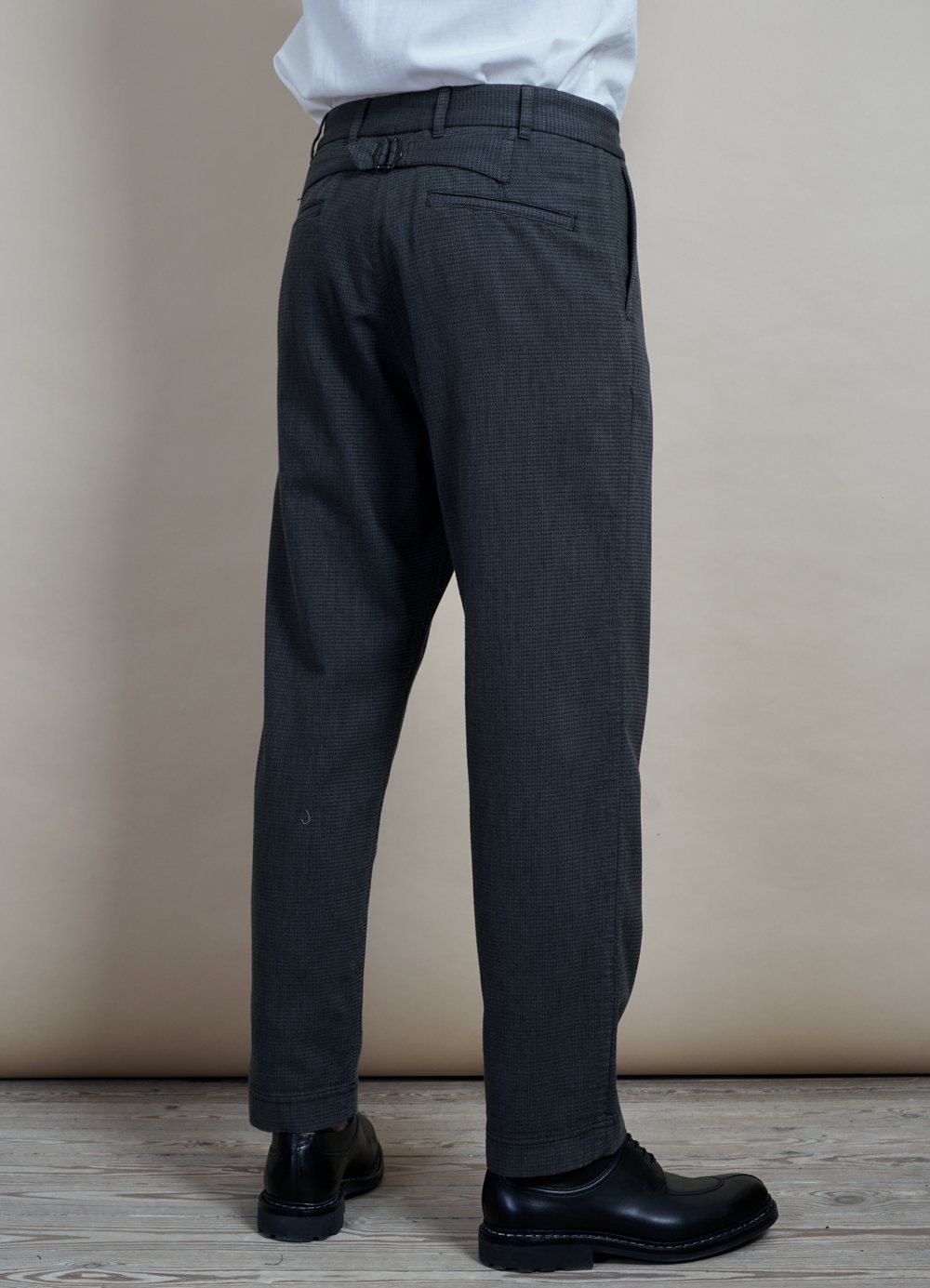 HANSEN GARMENTS - KIAN | Wide Fit Trousers | Elephant - HANSEN Garments