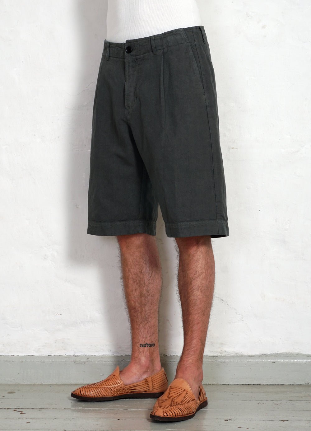 HANSEN GARMENTS - ROBIN | Super Wide Pleated Shorts | Oxidized - HANSEN Garments