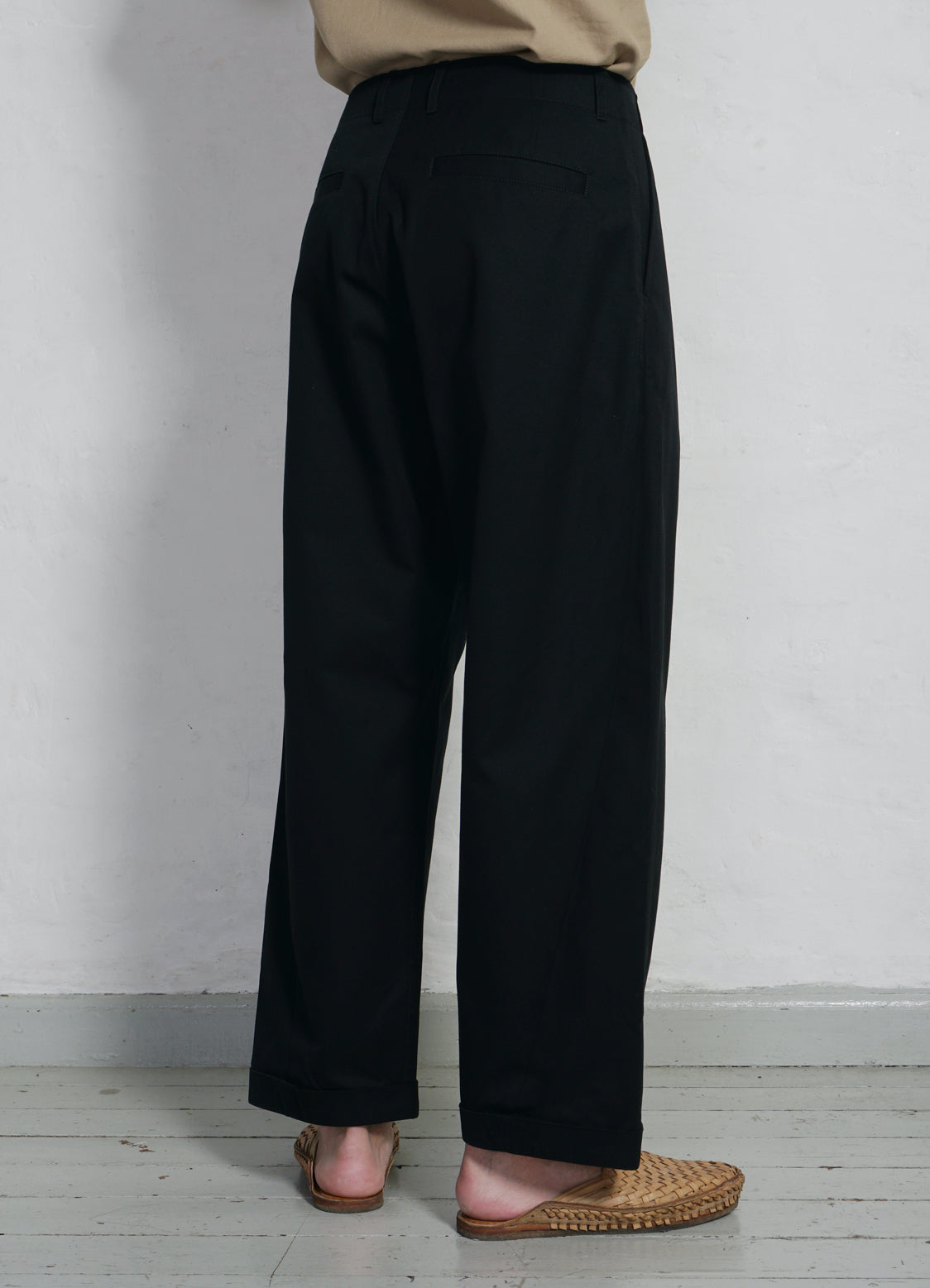 BOBBY | Wide Pleated Trousers | Raven