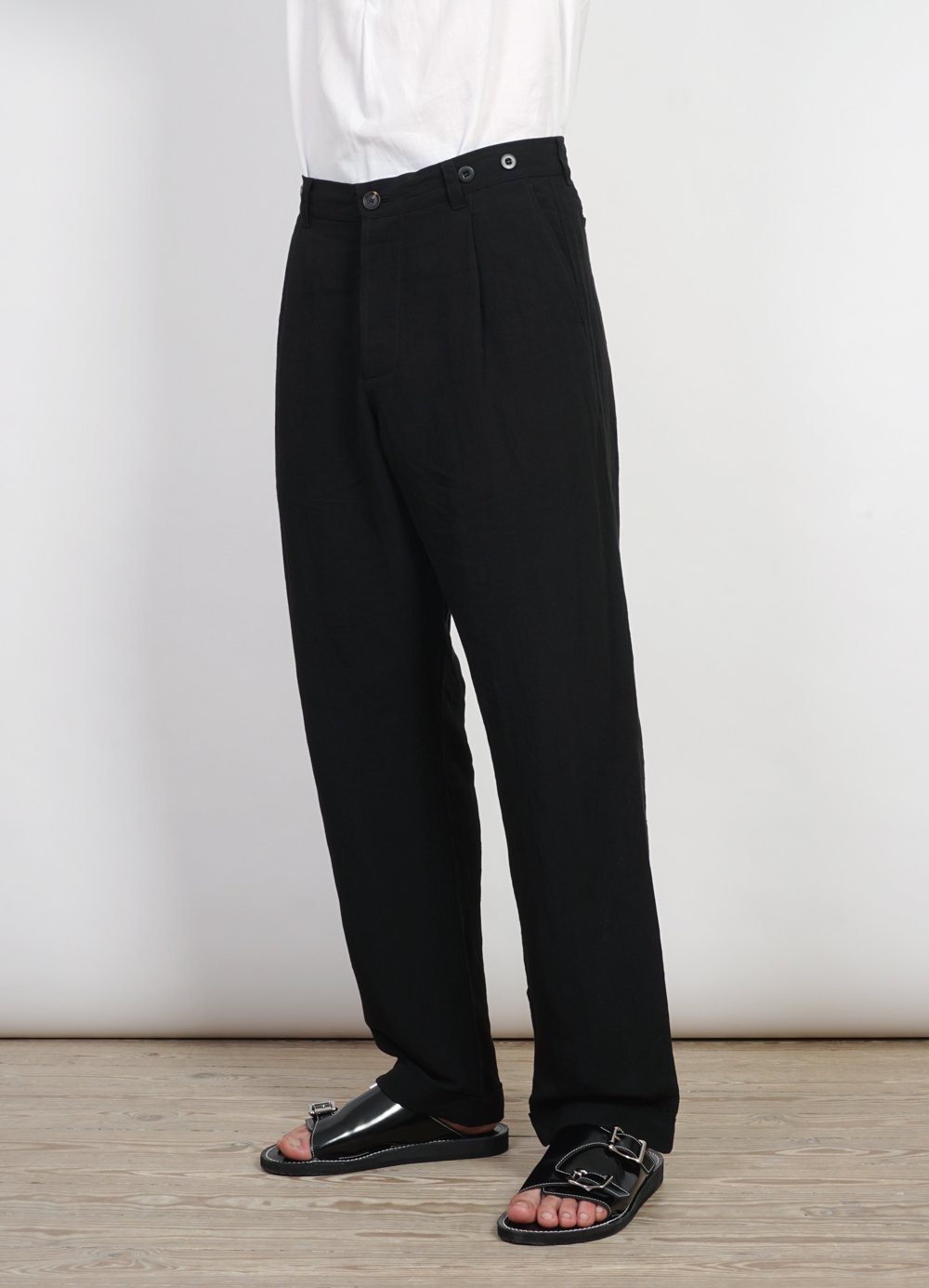 SUNE | Pleated Wide Cut Trousers | Black -HANSEN Garments- HANSEN Garments