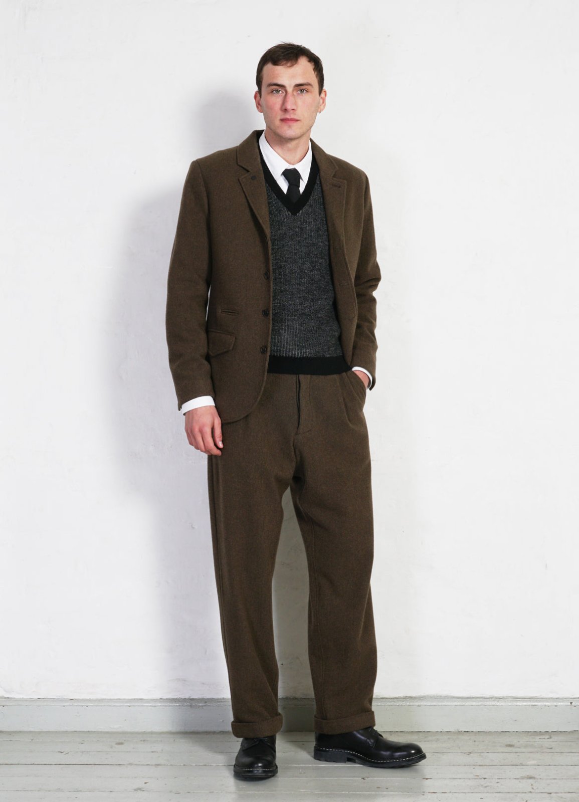 HANSEN GARMENTS - SUNE | Pleated Wide Cut Trousers | Brown Herringbone - HANSEN Garments