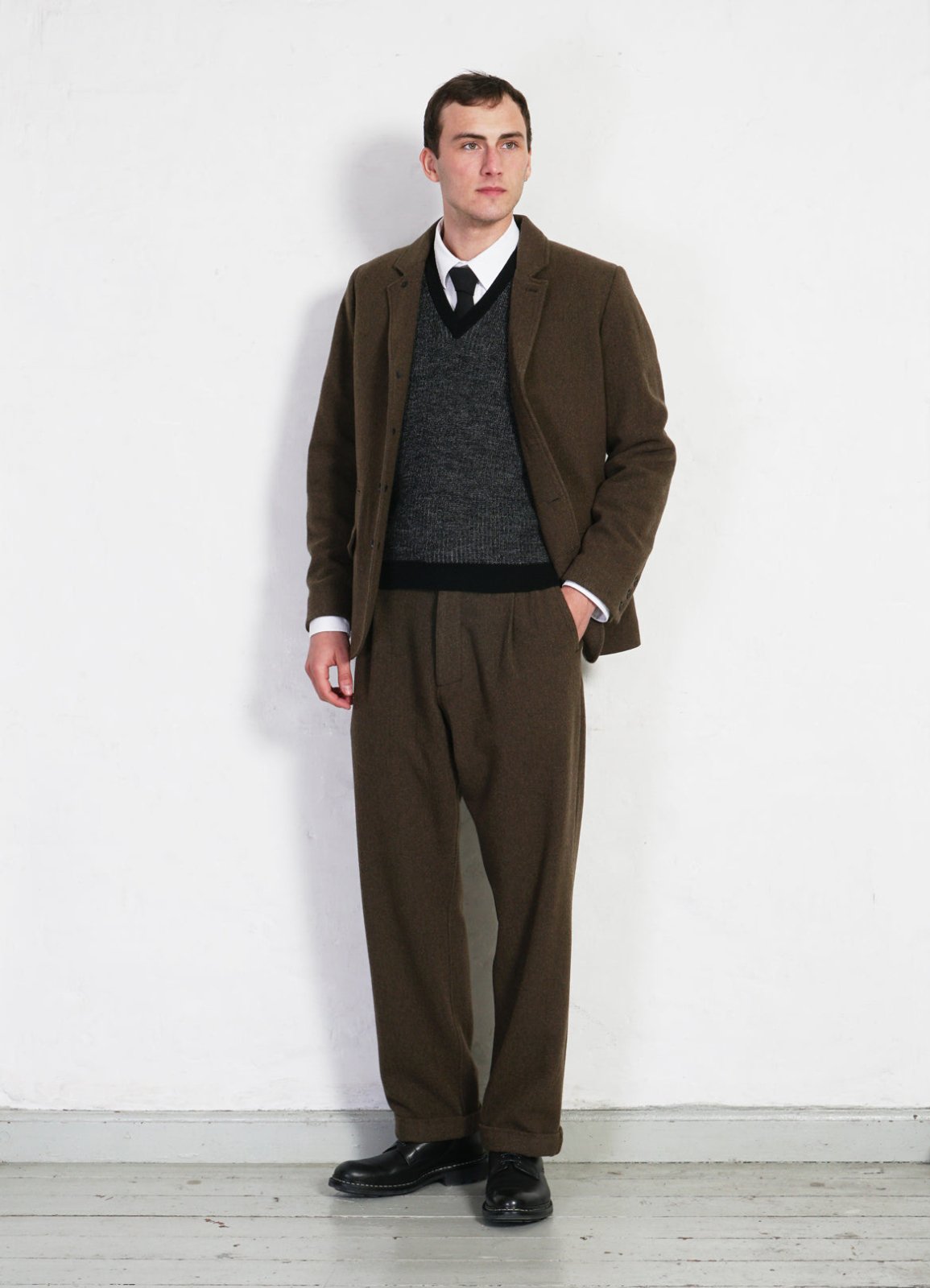 HANSEN GARMENTS - SUNE | Pleated Wide Cut Trousers | Brown Herringbone - HANSEN Garments