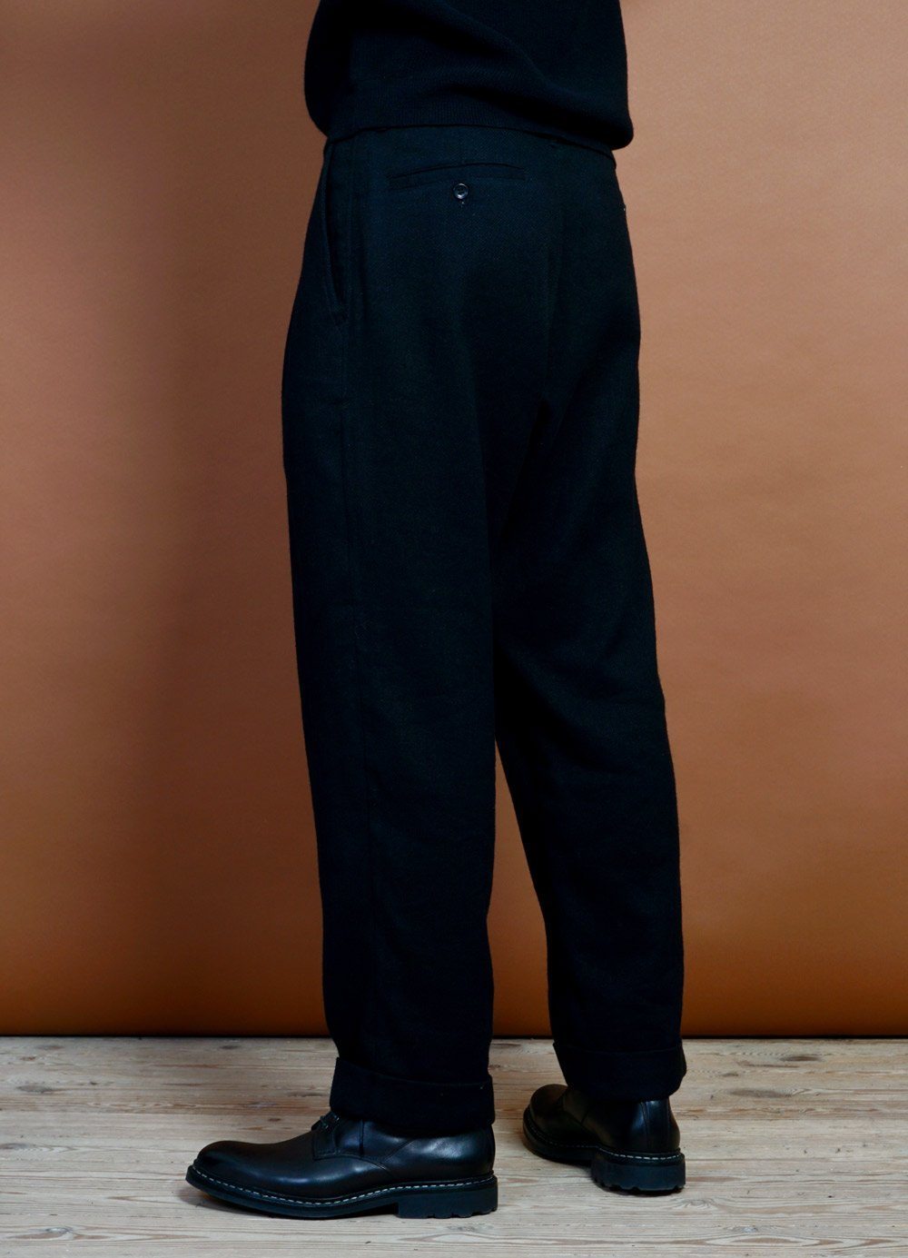 HANSEN Garments - SYLVESTER | Double Pleated Trousers | Black - HANSEN Garments